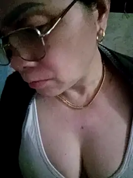 small-house123 webcam