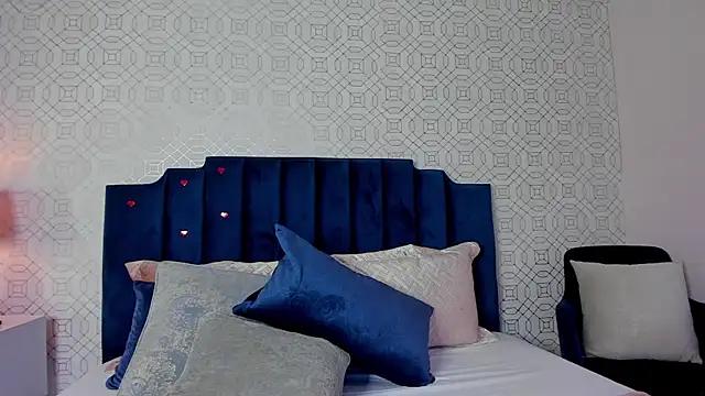 ashleythompson2025 webcam