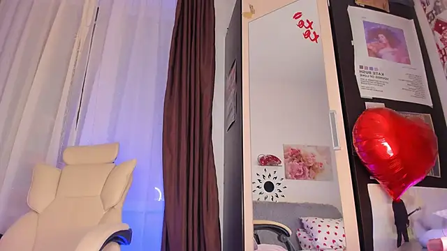 MissClairDeLune webcam