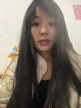 美女petoys在线直播