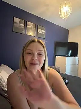 Webcam Model (Sky25x) is live