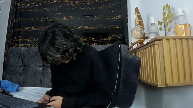 Diamond_twink webcam