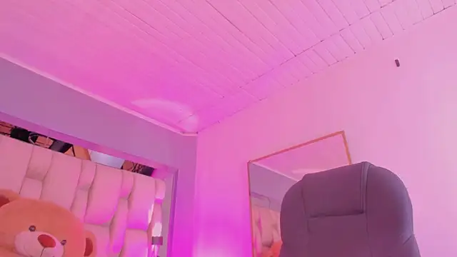 AishaKassandra webcam