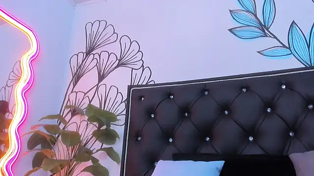 Sweet_Ariadna_ webcam