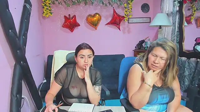 lesbiancuple webcam