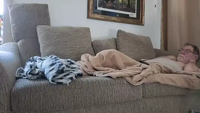 cdforu (M grandpa) - Wake me up with the toy