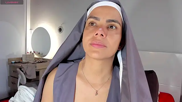 ClaraMariaMon webcam