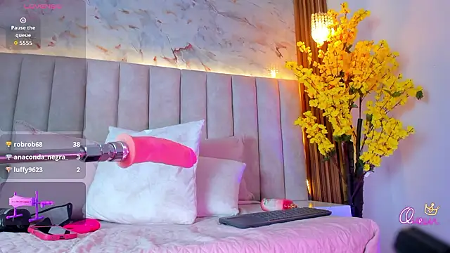 PixzyMartinez webcam