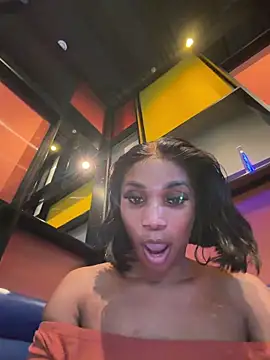 Webcam Model (___Nessa)  is live.Free join now!