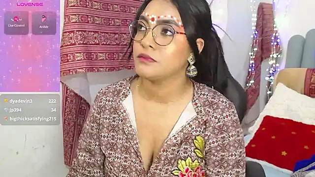 lakshmiraniii webcam