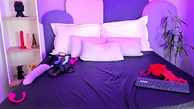 SophieGomez22 webcam