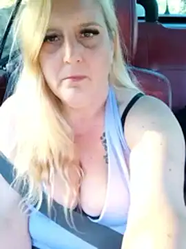 beccideluxe - BecciDeluxe's free webcam