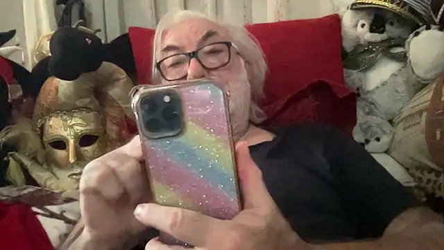 EroticVenetian webcam