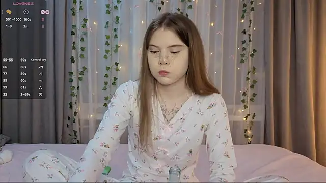 CarolinePepper webcam