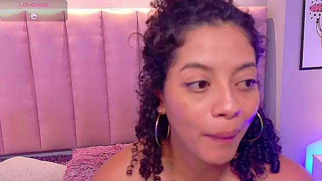 camilalevy - CamilaLevy's free webcam