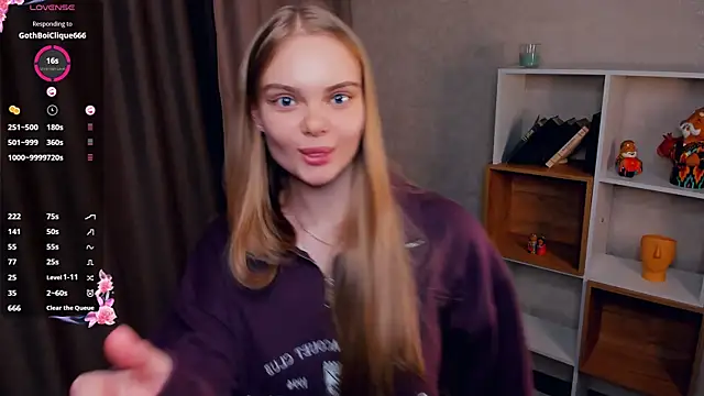 EtsukoStaples webcam