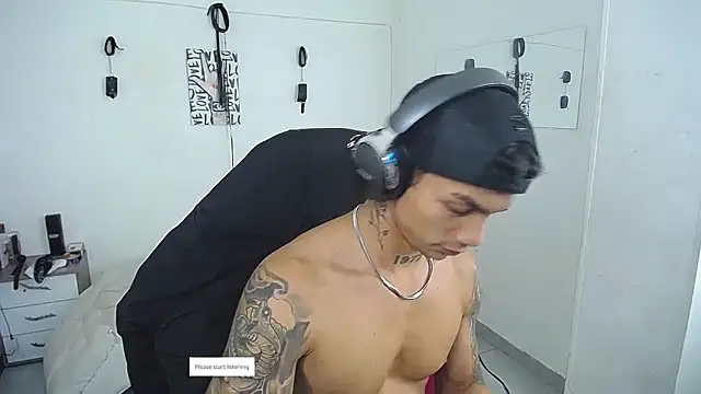 leonard_price - Leonard_Price's free webcam