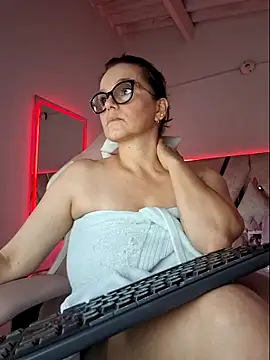 MariaPau_83 webcam