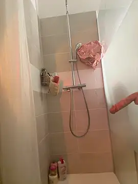 Amani_thewolf webcam