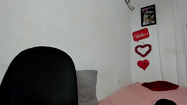 Laura_and_Kevin webcam