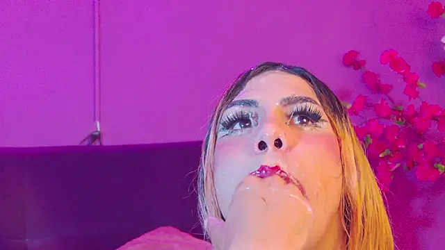 Daliana_Gounbolt webcam