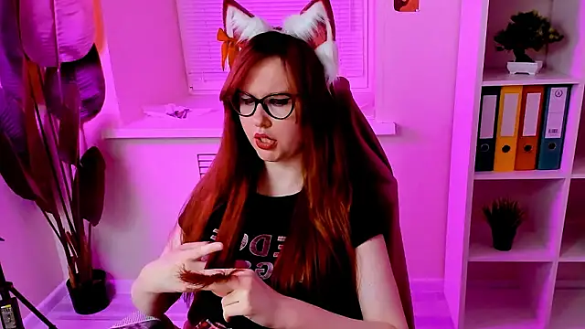 CarolGiggly's Stripchat show and profile