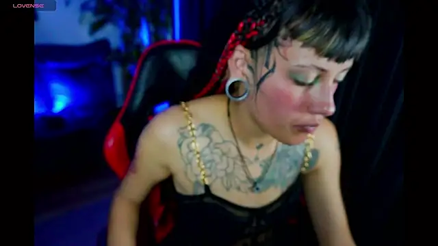 _sharlotte777 webcam