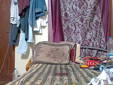 Slavebottombdsm09 webcam