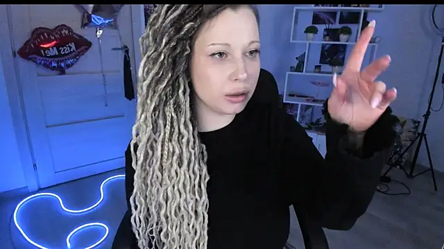 HoneySallyMoore webcam