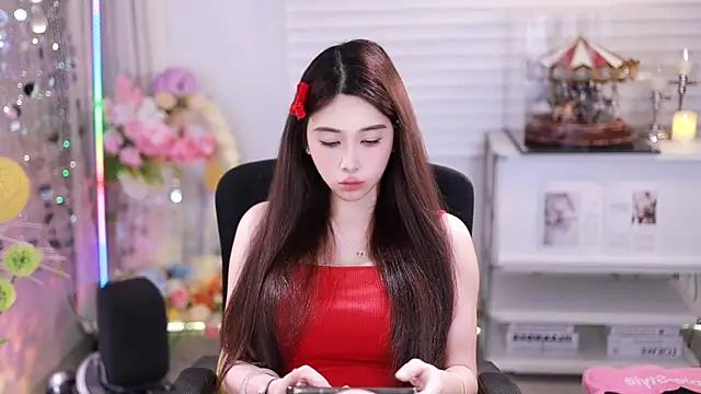 美女SleepArtist在线直播