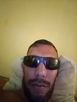 UnreadyChutzpa webcam