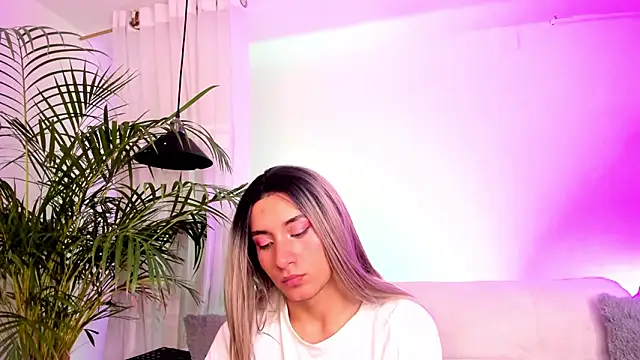 brihanna-young webcam