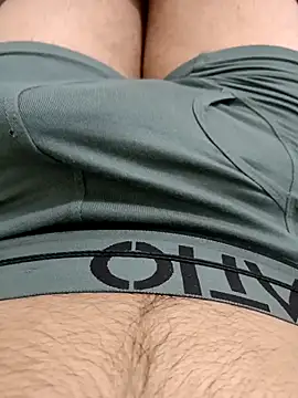 Rocky-badboy_cum4me webcam