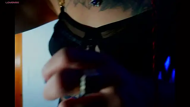 _sharlotte777 webcam