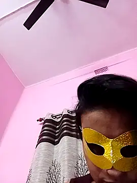 gullapi - Gullapi's free webcam - UK Sex Cams