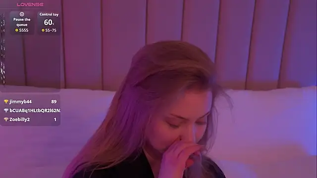 mollyhilton - MollyHilton's free webcam - UK Sex Cams