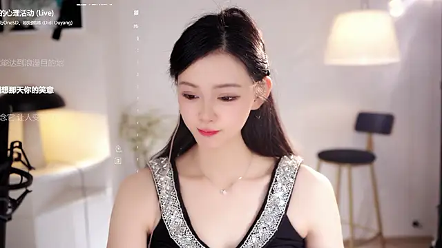 美女Ocean--Lili在线直播