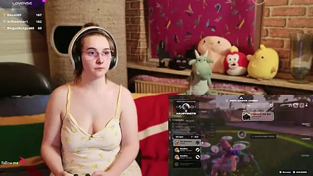 GamerGirl_Eve webcam