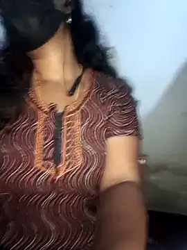 Webcam Model (tamilsaisree)  is live.Free join now!