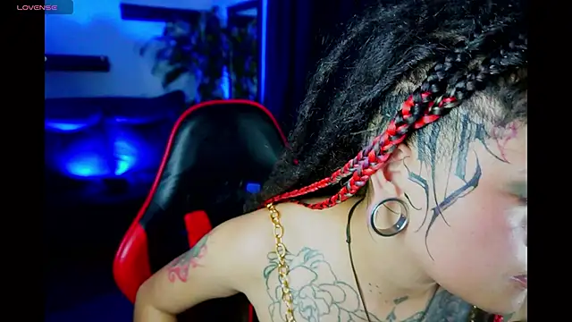 _sharlotte777 webcam