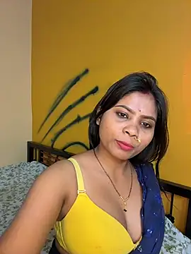 redqqueen - RedQQueen's free webcam - UK Sex Cams