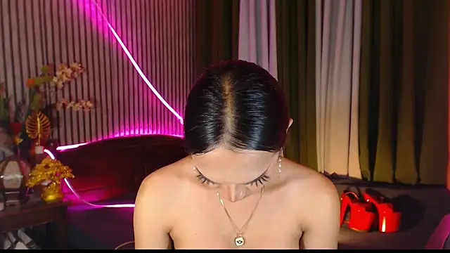 Unforgettablejulia webcam