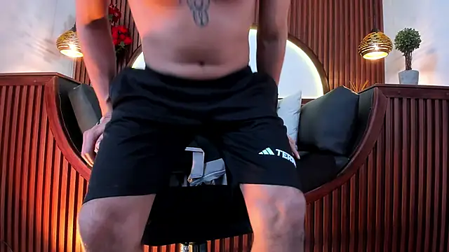 Donovan_Desmond webcam