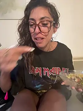 Amani_thewolf webcam