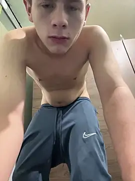 andy12912 (M twink) - DILDO🍑🍆