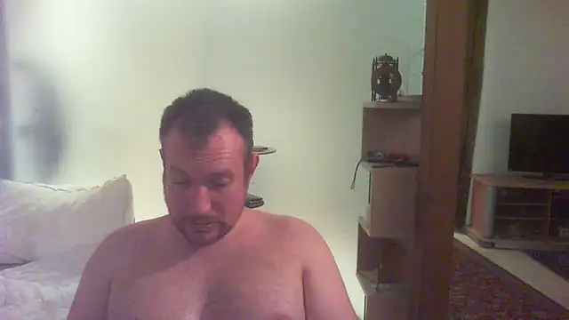 Mike_12hot webcam