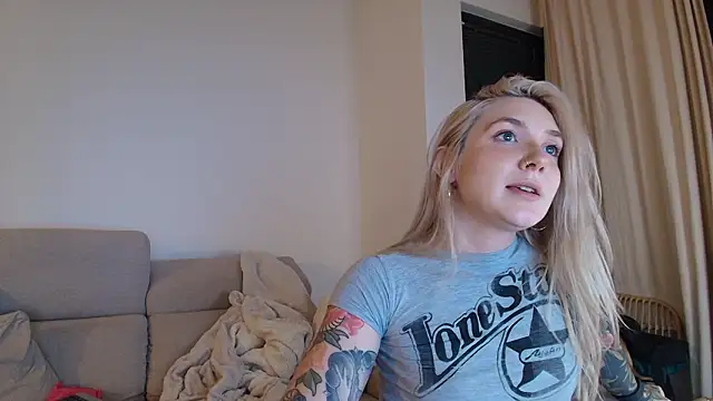 tattoobbgirl webcam
