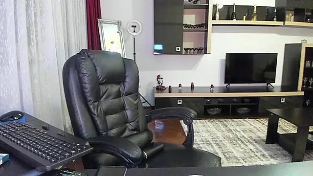 Ella_sweety00 webcam