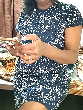 meena_meenakshi - Meena_Meenakshi's free webcam - UK Sex Cams