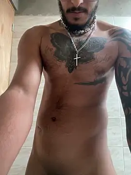 liyamjunior - Liyamjunior's free webcam - UK Sex Cams